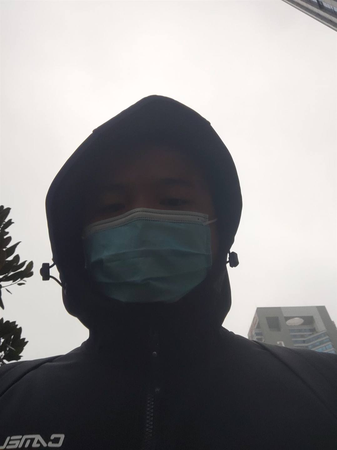 坐了一晚火车去见你